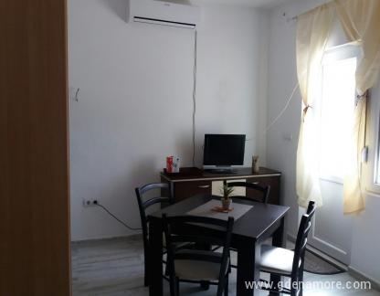 Tivat apartmani, Studio 5, privatni smeštaj u mestu Tivat, Crna Gora